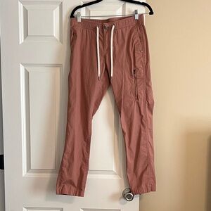 Vuori Women's Pants in Rust/ Mauve